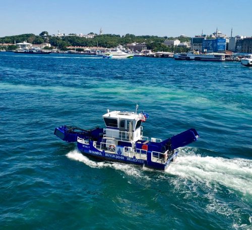 KDYT 200 – Multi-Purpose Sea Cleaning & Oil Spill Response Boat