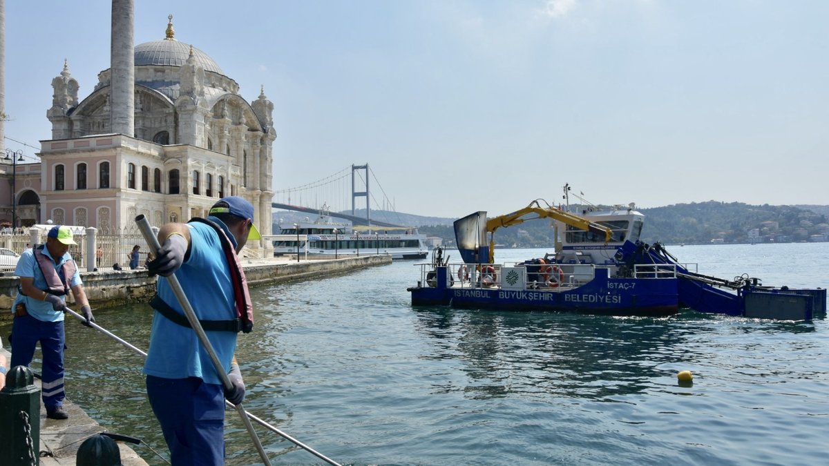 İSTAÇ-7 - İstanbul Büyükşehir Belediyesi deniz temizlik teknesi, Ortaköy